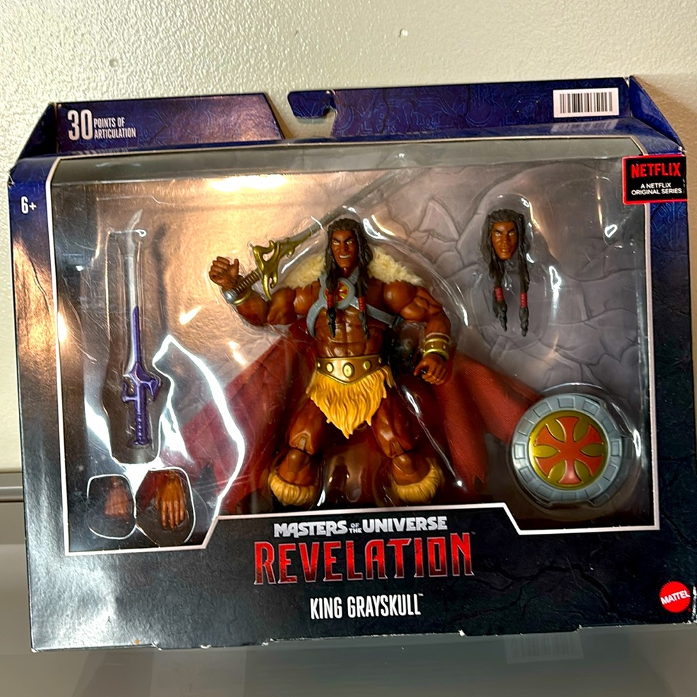 Masters of the Universe Revelation King Grayskull NWT in excellent condition